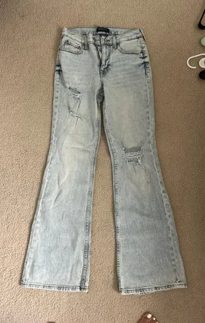Aeropostale Jeans High-Rise Flare thumbnail 1