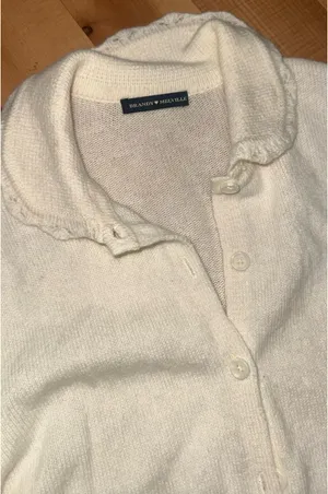 Brandy Melville Sweater thumbnail 4