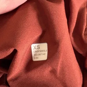 NWOT Lululemon Luxtreme mid-rise straight leg trouser dark terracotta size XS thumbnail 9