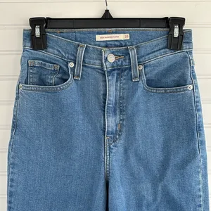 Levi’s High waisted Taper‎ jeans Size 25 thumbnail 3
