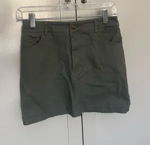 Women’s Forever 21 Mini Skirt Small thumbnail 1