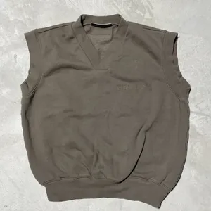 Essentials Fear Of God Sleeveless V Neck Vest Sweater Women's XS Oversized thumbnail 1