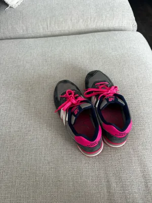 New Balance 574 Sneakers Women’s thumbnail 4