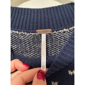 Free People Navy Blue Cropped Sweater with White Dots XS thumbnail 3