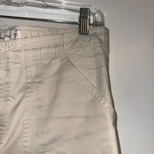 Abercrombie & Fitch Women’s Cargo Pants thumbnail 4