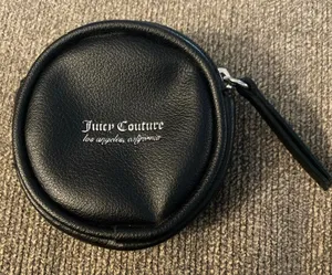 Juicy couture black faux leather Coin Purse Headphone Makeup Travel Keychain thumbnail 1