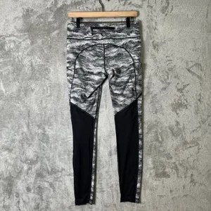 Lululemon Speed Tight V Power Luxtreme Hazy Days Black White Medium Rise‎ Size 8 thumbnail 2