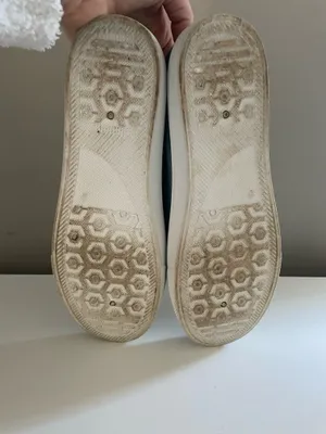 Woman’s blue and white sneakers size 9 thumbnail 5