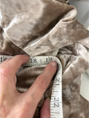 Beautiful RN Studio Dress Size 10 thumbnail 6