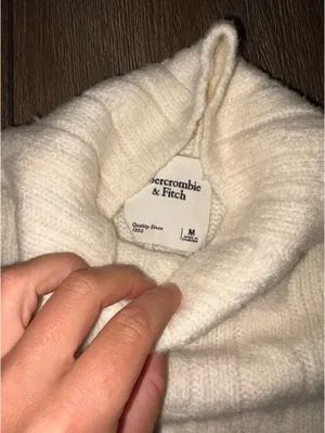 Abercrombie Mockneck Sweater thumbnail 2