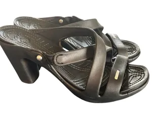 Crocs Cyprus IV Heel Sandals Womens Size 9 Black Strappy Summer Comfort thumbnail 1