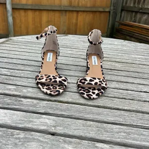 Steve Madden Women's Irenee Block-Heel Sandals size 6 cheetah‎ animal furry thumbnail 4