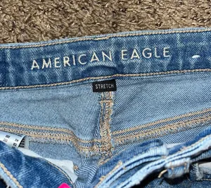 American Eagle Mom Jeans thumbnail 7
