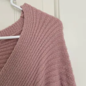 EUC Express women’s blush pink‎ ribbed knit wrap crossover sweater top medium thumbnail 2