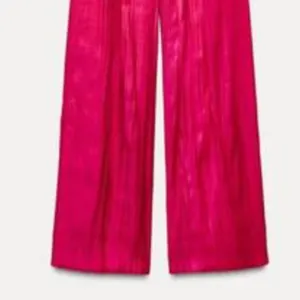 NWT ZARA Satin Effect Shiny Wide Leg Fuchsia Pant Bloggers Fave XS thumbnail 5