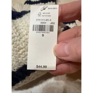 Old Navy Oversized Sweater Sz S Cream/Navy NWT thumbnail 3