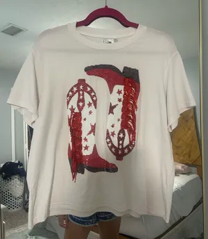 Queen of sparkles cowboy boot tee thumbnail 1