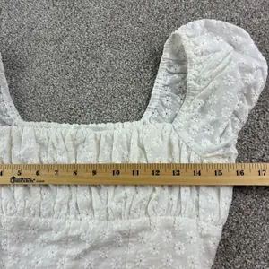 White Eyelet Embroidered Puff Sleeve Crop‎ Top Juniors M Cottagecore Coquette thumbnail 6