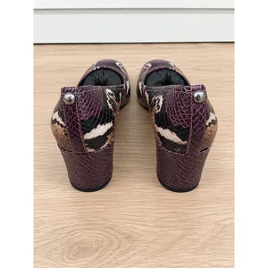Donald Pliner Snakeskin Pumps Size 8 Burgundy Plum Brown Block Heel new thumbnail 2