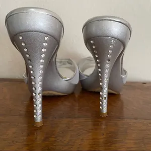 Blossom Collection‎ Heels Silver Size 7 thumbnail 5