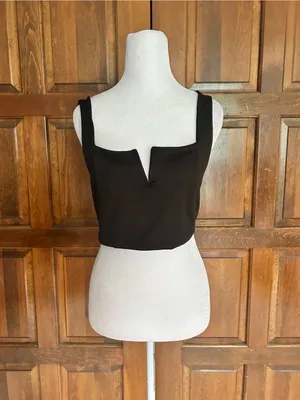 Bozzolo Women's Black Square‎ Neck Crop Top Front V-Notch Tank Size M thumbnail 2