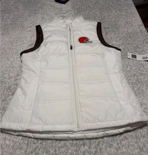 NFL Cleveland Browns Womens White Puffer Vest NFL‎ Team Apparel Size M NWT thumbnail 1