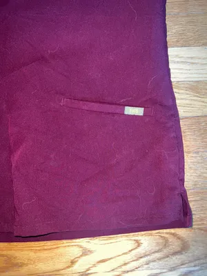 FIGS Scrub Top thumbnail 2