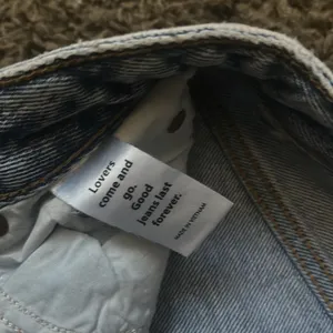 PACSUN 90s Boyfriend Light Wash Denim‎ thumbnail 4
