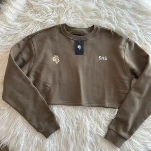 Wolves Darc Sport SHE Cursive Crop Crewneck Sage Size Small thumbnail 2