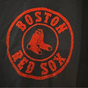 Goodfellow & Co Boston Red Sox Navy V-neck Short Sleeve‎ T-shirt with Red Glitter Logo Large thumbnail 5