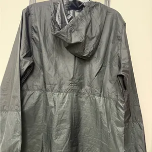 Columbia Gray Raincoat‎ Lightweight Water-Resistant Design thumbnail 3