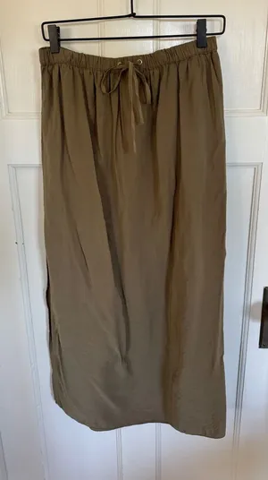 J.Crew olive green Crinkled Drawstring Midi Skirt size small thumbnail 1