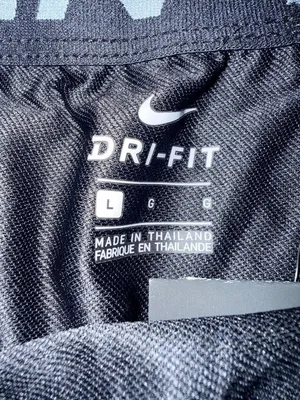 Nike Women's Dri-Fit Training Shorts Black Size L DA0319-013 thumbnail 4
