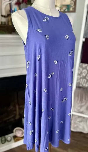 Old Navy Purple Floral Sleeveless Shift Dress Women’s Medium thumbnail 1