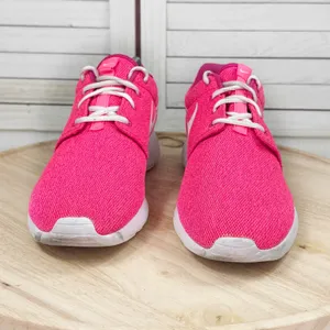 Nike Rosche One Athletic Running Shoes Sneakers Vibrant Pink White 11 844994-600 thumbnail 2
