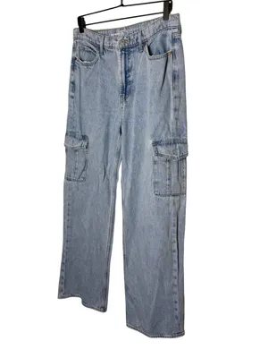 Old Navy Extra High-Waisted Sky-Hi Wide Leg Cargo Jeans - Light Wash 10 thumbnail 6