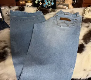 Wrangler Jeans thumbnail 1