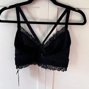 Savage x Fenty NWT Women’s Lace Race Low Impact‎ Sports Bra Size Medium thumbnail 4