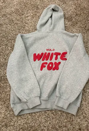 White Fox Boutique thumbnail 2