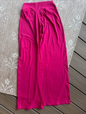 Women's High-Waist Wide-Leg Pants - Fuchsia Pink thumbnail 3