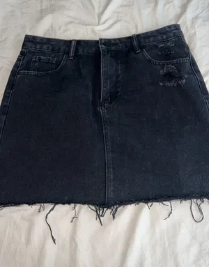 Black Denim Skirt Shein thumbnail 1