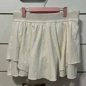 Lululemon Court Rival Perforated High-Rise Skirt thumbnail 1