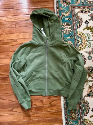 Lululemon Cropped Scuba Hoodie thumbnail 4