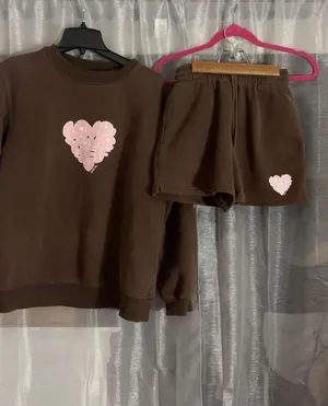White Fox Set Boutique thumbnail 2