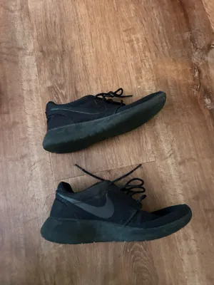 Nike roshes 7.5 thumbnail 5