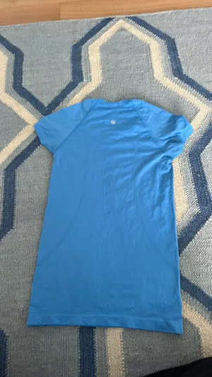 Lululemon Swiftly Tech Short Sleeve thumbnail 2