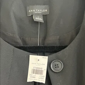 Ann Taylor Black Blazer Modern Minimalist Suit Jacket thumbnail 3