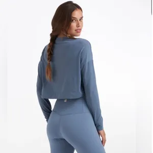 VUORI Avalon Henley Long Sleeve Size Medium In Cloud‎ Blue NWT thumbnail 2