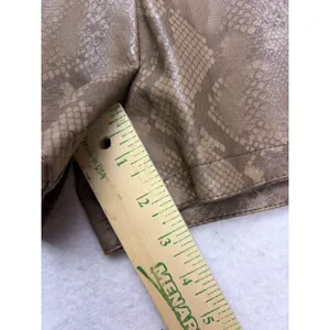 AKIRA Faux Leather Shorts Women Large Brown Snake Print Elastic Waist P1634 thumbnail 4