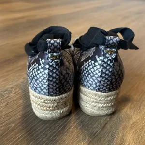 Tory Burch Women's Heather Ankle Wrap Wedge Espadrilles Snake Print Size 9.5 M thumbnail 6
